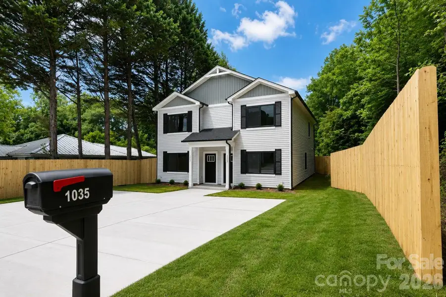 Front exterior of a new home in , Hickory, NC, highlighting curb appeal (Image 1). Front exterior of a new home in , Hickory, NC, highlighting curb appeal (Image 1).