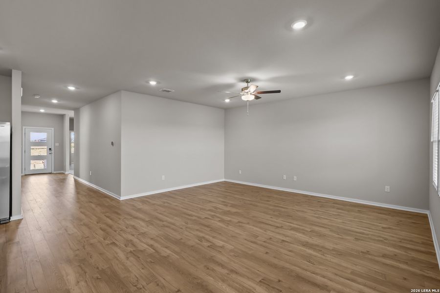 Spacious, unfurnished interior of a new home in Garden Grove, San Antonio (Image 20). Spacious, unfurnished interior of a new home in Garden Grove, San Antonio (Image 20).