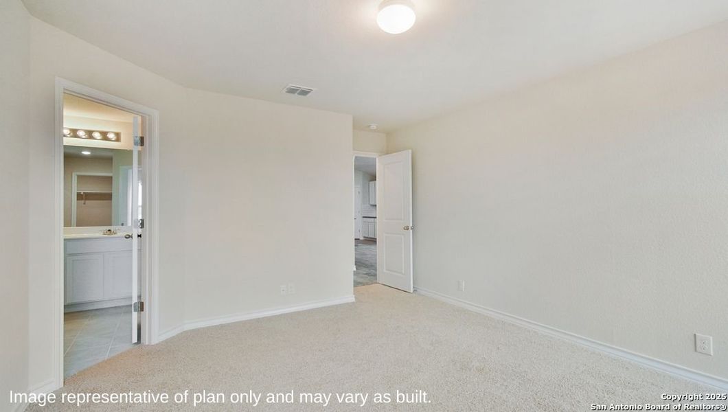 Spacious, unfurnished interior of a new home in Avenida, Converse (Image 18).