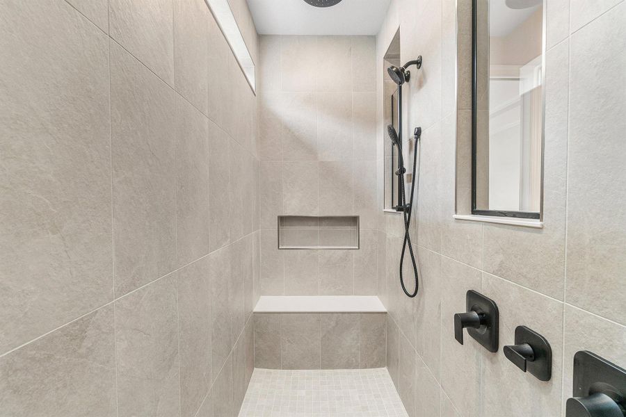 Image 38 of a home in .