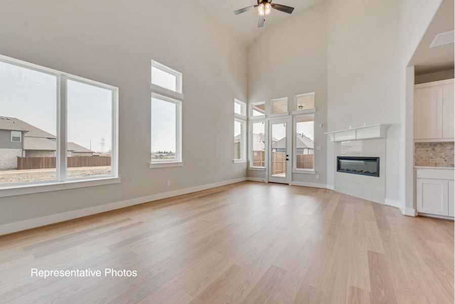 Representative unfurnished interior of a home built from the Royal Catherine IV by Grand Homes in Edgewater, Fate (Image 15).