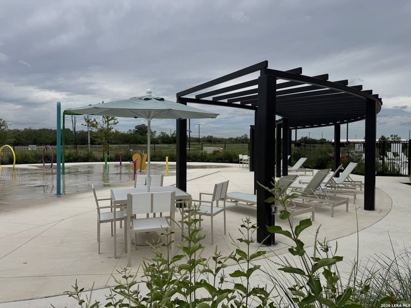 Community amenities in Winding Creek, New Braunfels (Image 28). Community amenities in Winding Creek, New Braunfels (Image 28).
