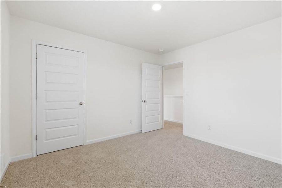 Spacious, unfurnished interior of a new home in Independence, Loganville (Image 49).