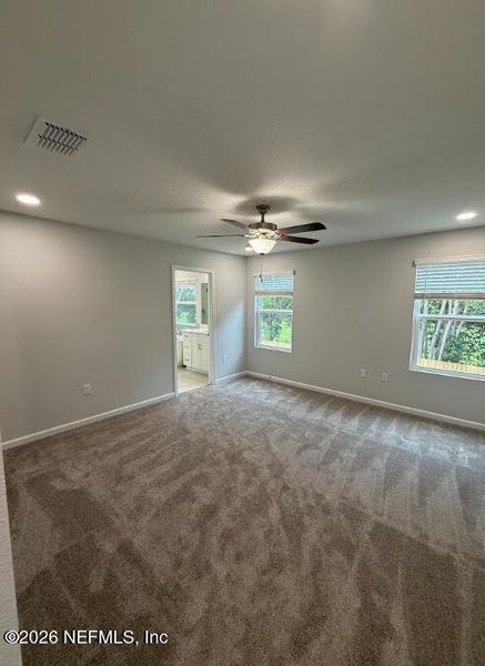Spacious, unfurnished interior of a new home in , Jacksonville (Image 22).