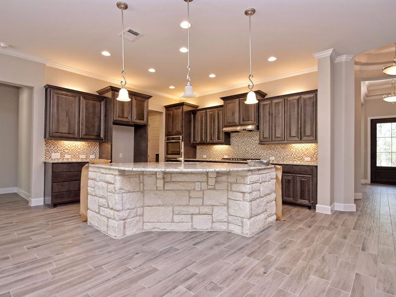 Representative furnished interior of a home built from the San Simeon I by Giddens Homes in Clearwater Ranch, Liberty Hill (Image 270).