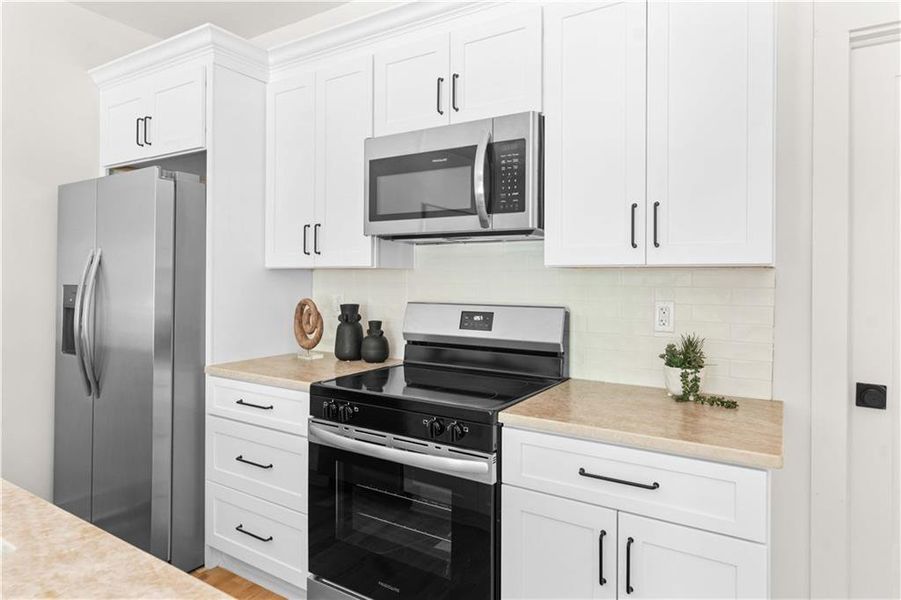 Furnished interior view inside a new home in , Atlanta (Image 6).