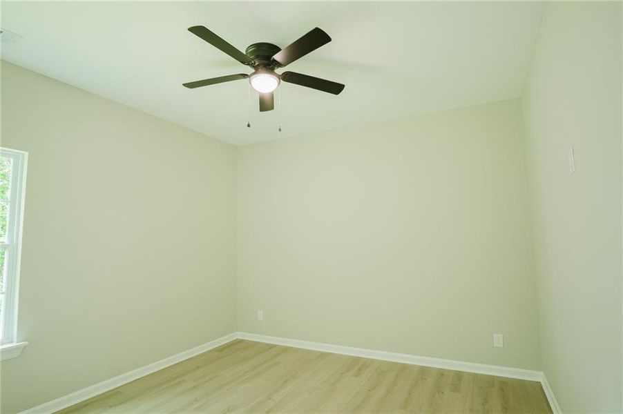 Spacious, unfurnished interior of a new home in , Stockbridge (Image 29).