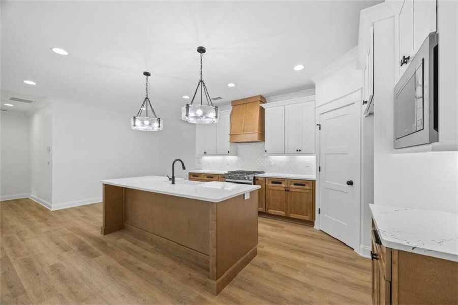 Furnished interior view inside a new home in , Monroe (Image 16).