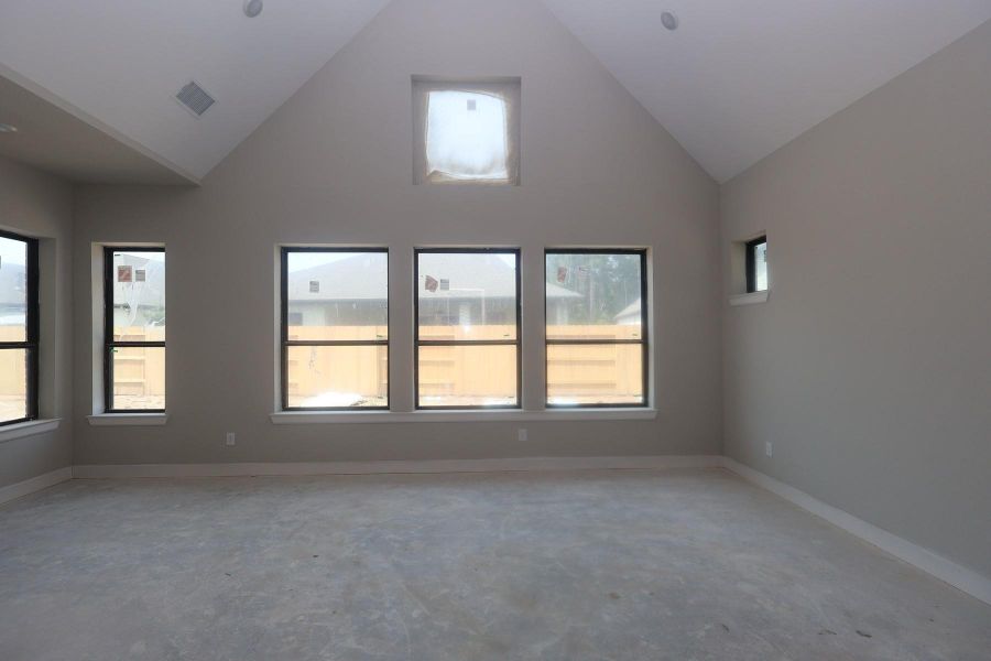 Spacious, unfurnished interior of a new home in ARTAVIA - Parkview Collection, Conroe (Image 4). Spacious, unfurnished interior of a new home in ARTAVIA - Parkview Collection, Conroe (Image 4).