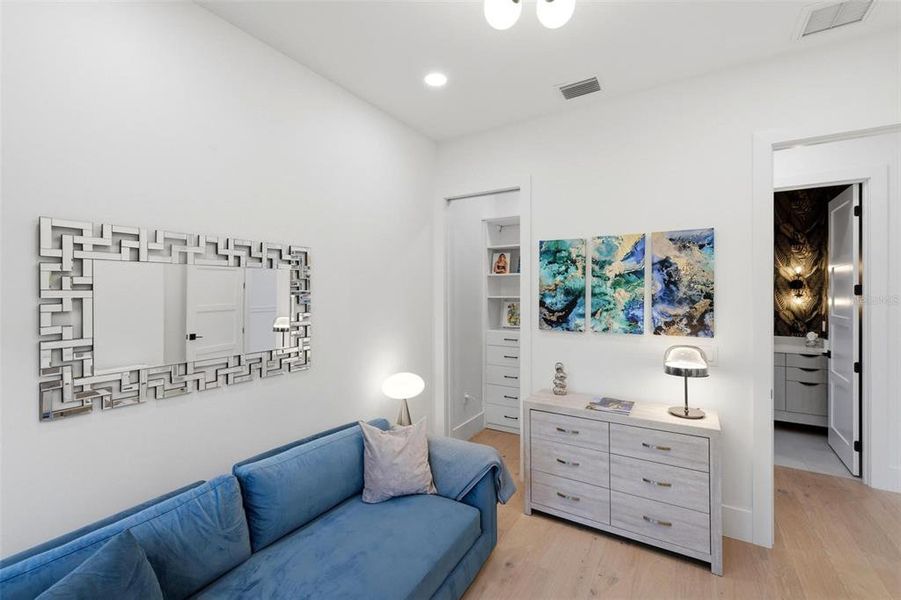 Furnished interior view inside a new home in , Sarasota (Image 19).