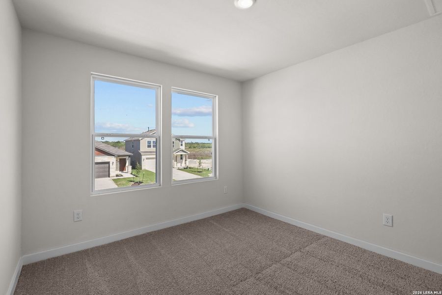 Spacious, unfurnished interior of a new home in Summerlin, San Antonio (Image 35).