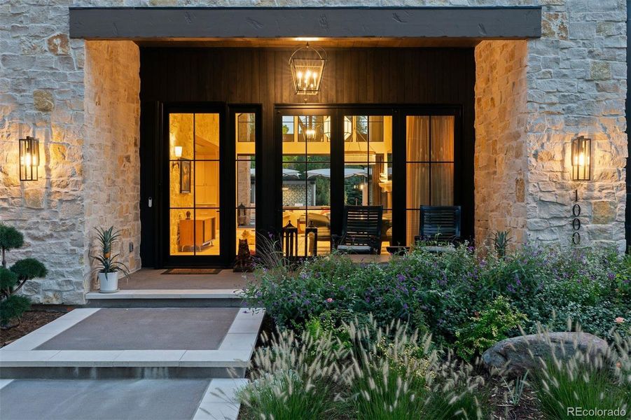 Exterior details and patio area of a home in , Cherry Hills Village (Image 3).