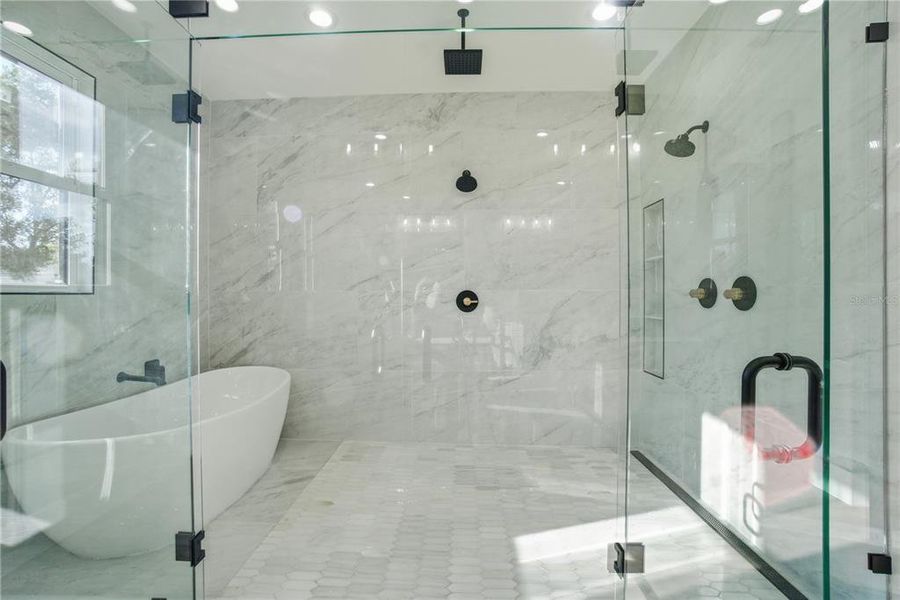 Furnished interior view inside a new home in , Belle Isle (Image 10).