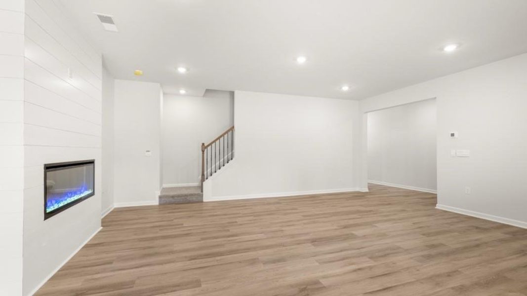 Spacious, unfurnished interior of a new home in Village at Pine Valley, Gainesville (Image 13). Spacious, unfurnished interior of a new home in Village at Pine Valley, Gainesville (Image 13).