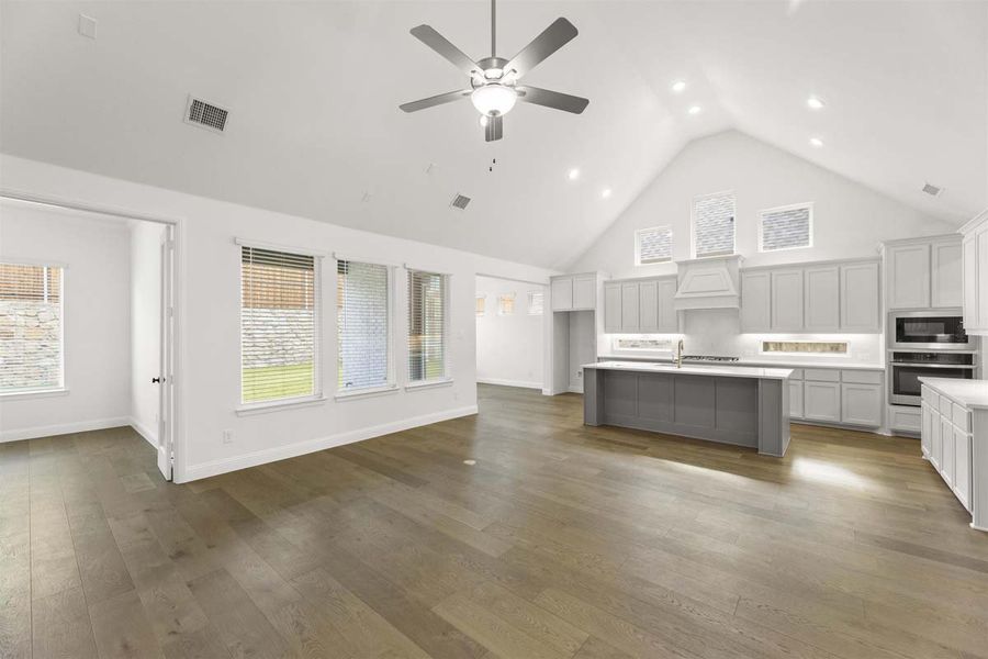 Spacious, unfurnished interior of a new home in Timberbrook, Justin (Image 15).