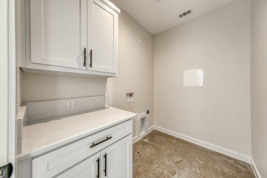 Image 135 representing the Loretta by Zeal Home Builders in Horizon Meadow Estates, Paradise, TX. Image 135 representing the Loretta by Zeal Home Builders in Horizon Meadow Estates, Paradise, TX.