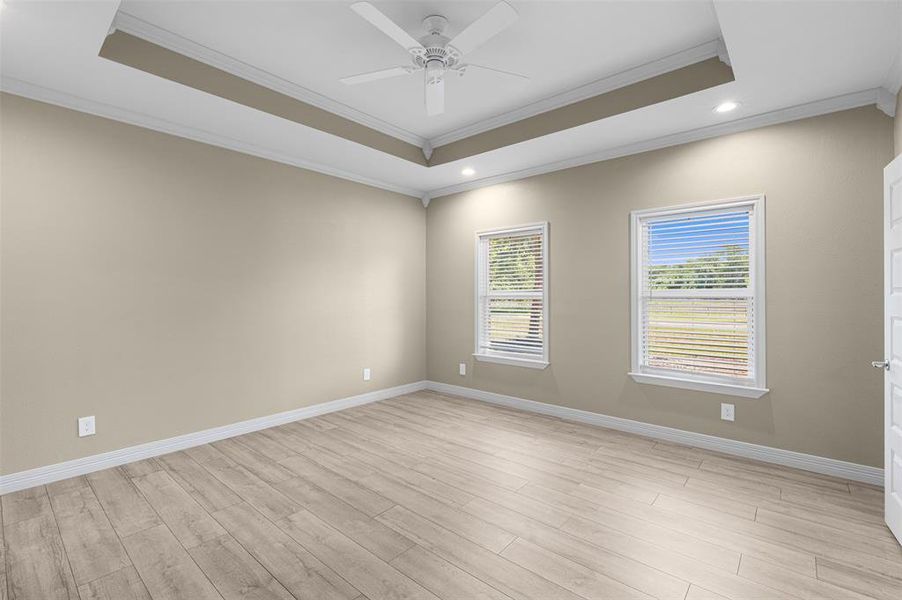 Spacious, unfurnished interior of a new home in , Corsicana (Image 26).