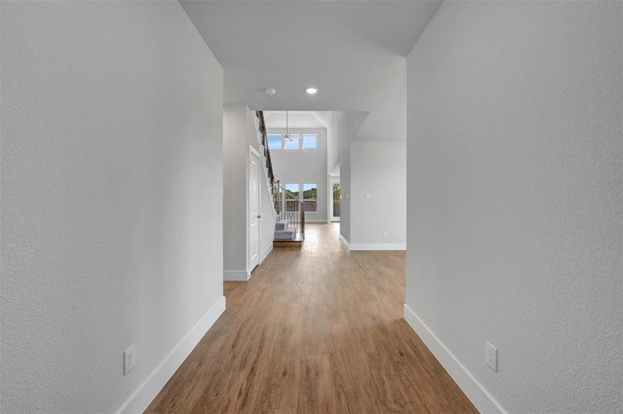 Spacious, unfurnished interior of a new home in Aster Park, McKinney (Image 35).
