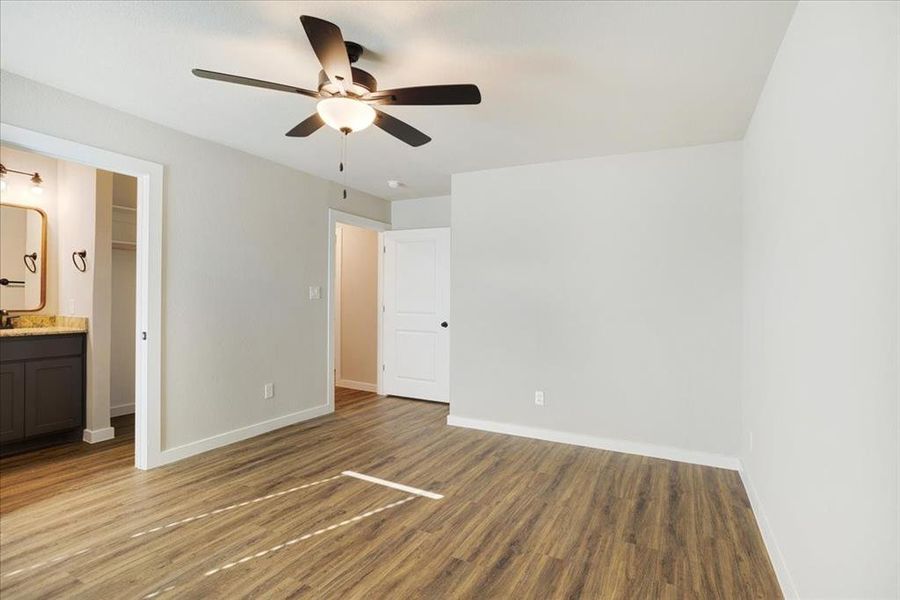 Spacious, unfurnished interior of a new home in Miller Street Cottages, Denison (Image 14).