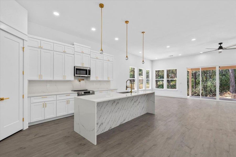 Furnished interior view inside a new home in , Bastrop (Image 5).