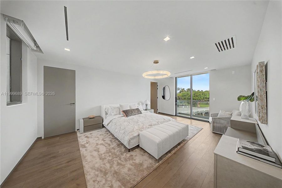 Furnished interior view inside a new home in , Fort Lauderdale (Image 12).