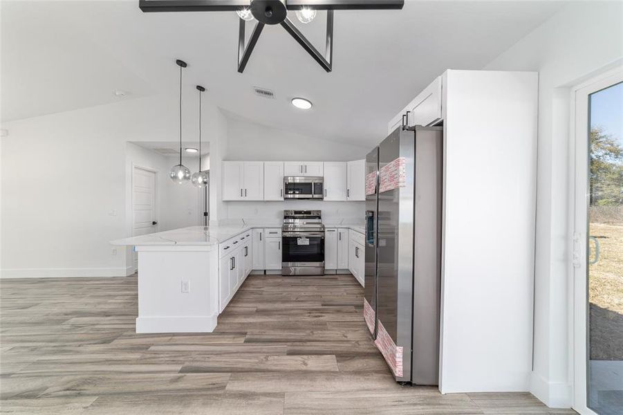 Furnished interior view inside a new home in , Dunnellon (Image 9).