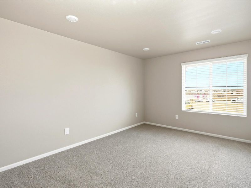 Spacious, unfurnished interior of a new home in York Station, Brighton (Image 10).