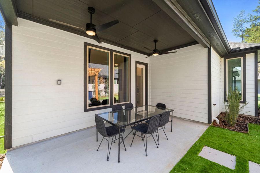 Representative exterior details of a home built from the Jayton by Pulte Homes in Pulte Homes at Two Step Farm, Montgomery (Image 3). Representative exterior details of a home built from the Jayton by Pulte Homes in Pulte Homes at Two Step Farm, Montgomery (Image 3).