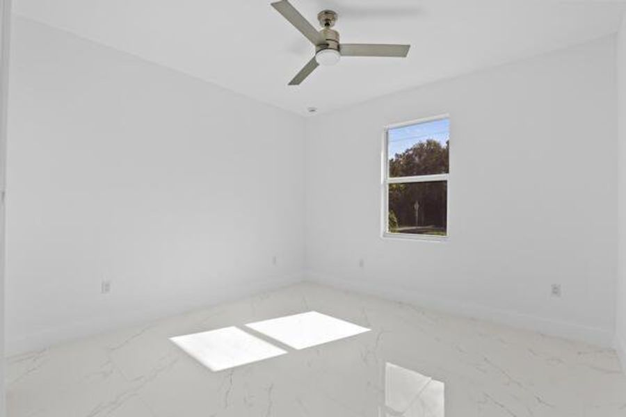 Spacious, unfurnished interior of a new home in , Loxahatchee (Image 25).