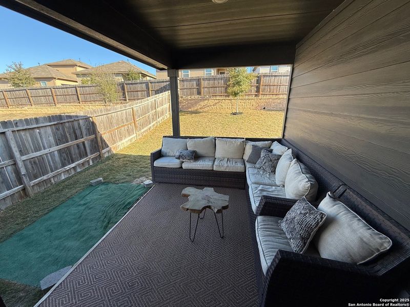 Exterior details and patio area of a home in Brookstone Creek, San Antonio (Image 3).