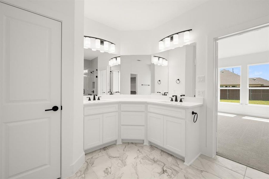 3714 Milwaukee- Primary SUite-4