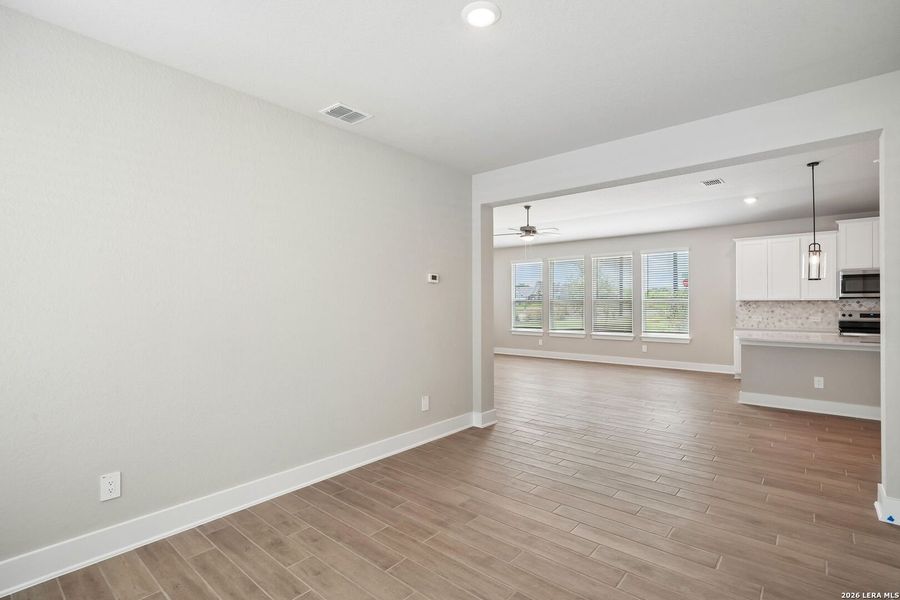 Spacious, unfurnished interior of a new home in Stetson Ridge, Marion (Image 24).