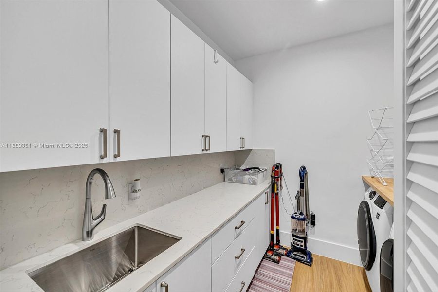 Furnished interior view inside a new home in , Miami (Image 29).