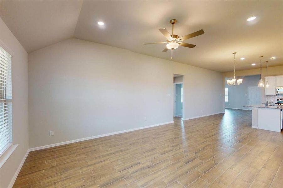 Spacious, unfurnished interior of a new home in Verandah, Royse City (Image 24).