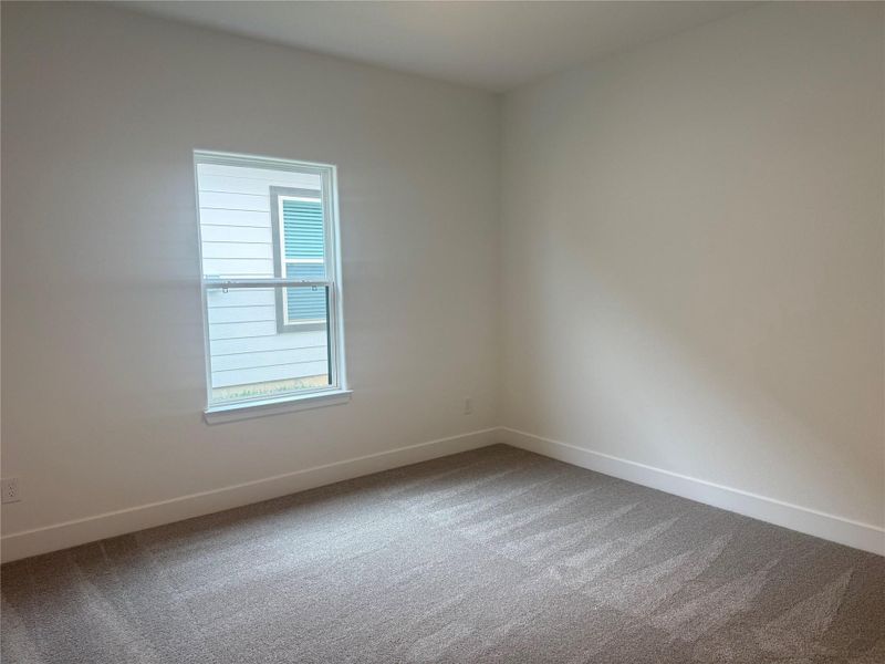 Spacious, unfurnished interior of a new home in Lexington Heights, Willis (Image 14).