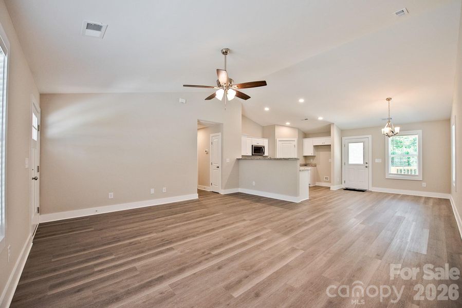 Spacious, unfurnished interior of a new home in , Kannapolis (Image 9).