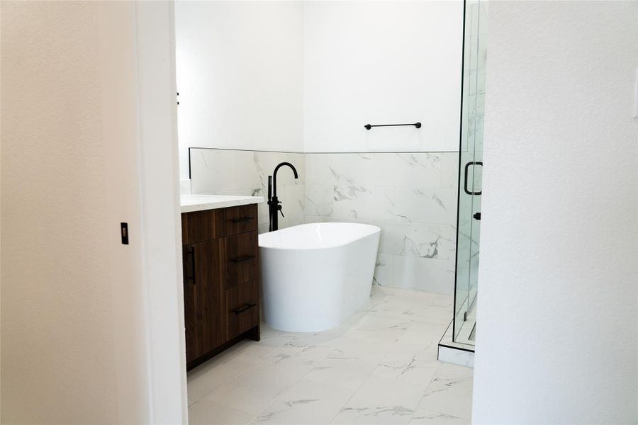 Furnished interior view inside a new home in , Houston (Image 8).