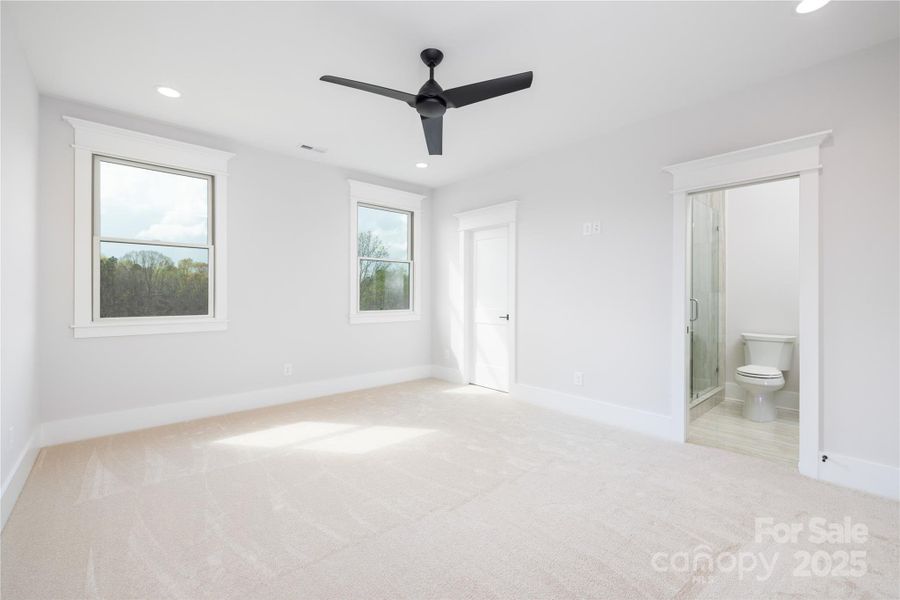 Spacious, unfurnished interior of a new home in , Statesville (Image 19).