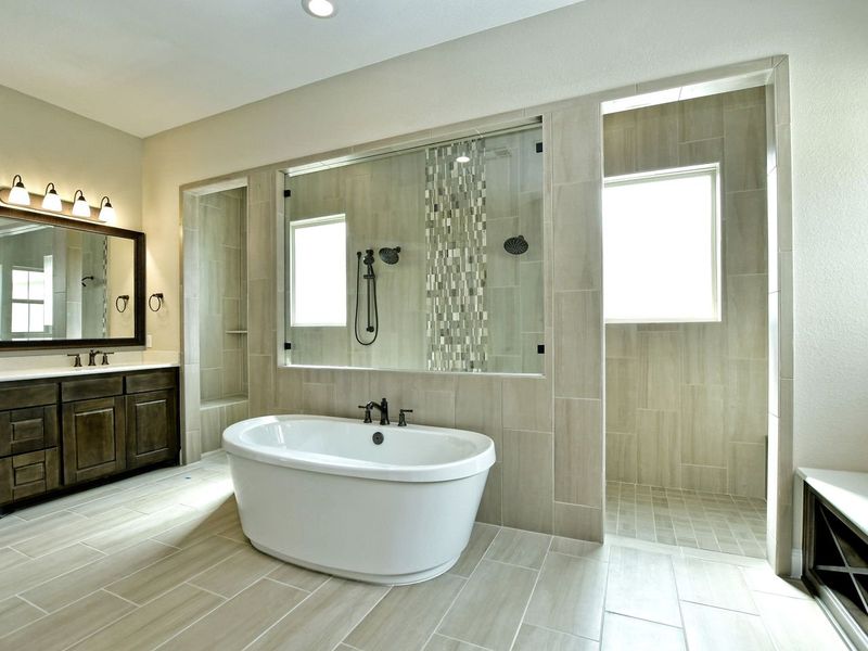 Representative furnished interior of a home built from the Siena II by Giddens Homes in Clearwater Ranch, Liberty Hill (Image 93).