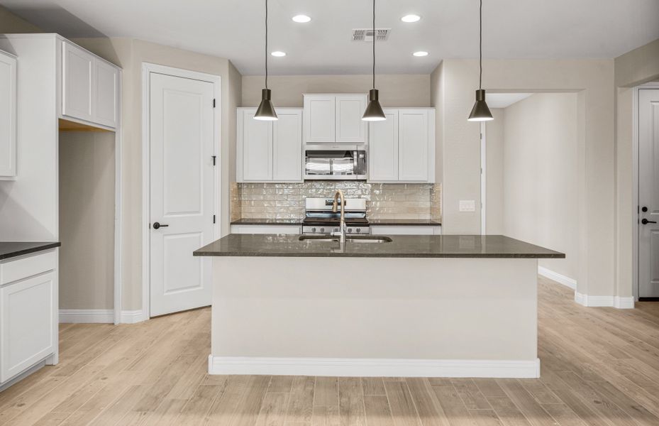 Image 22 of the Harvest – Cactus Series community in Queen Creek, AZ.