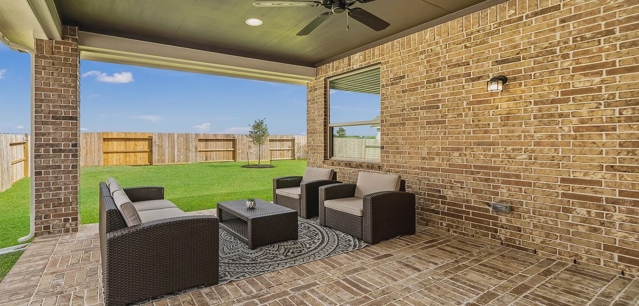 Representative exterior details of a home built from the Sawyer by Chesmar Homes in Brookewater 45's, Rosenberg (Image 3).