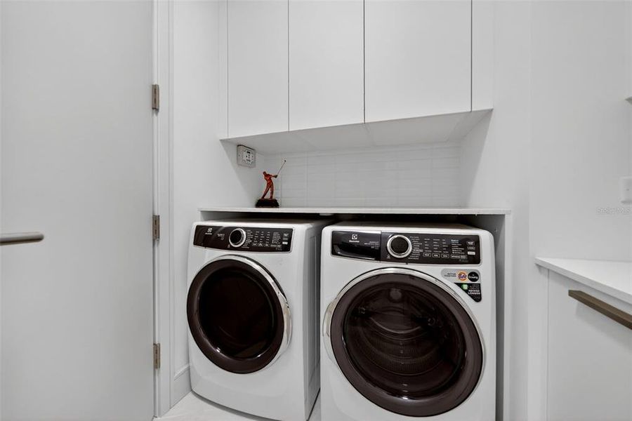 Close-up of interior finishes inside a home in , Longboat Key (Image 24).