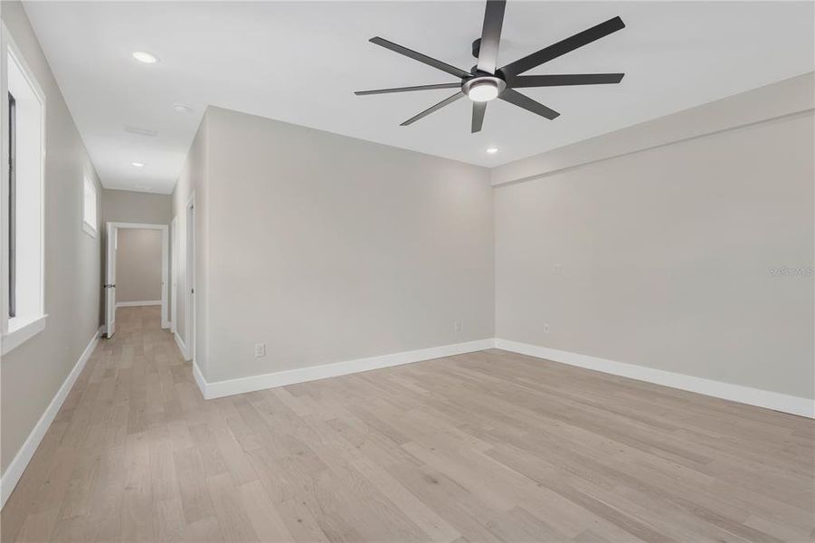 Spacious, unfurnished interior of a new home in , Tampa (Image 25). Spacious, unfurnished interior of a new home in , Tampa (Image 25).