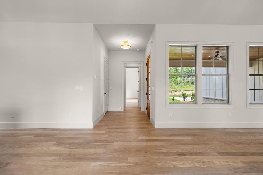 Spacious, unfurnished interior of a new home in , Newnan (Image 18).