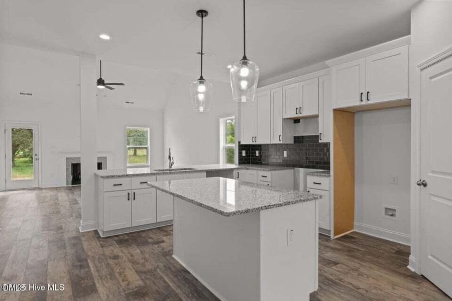 20250919205816621798000000-o 20250919205816621798000000-o