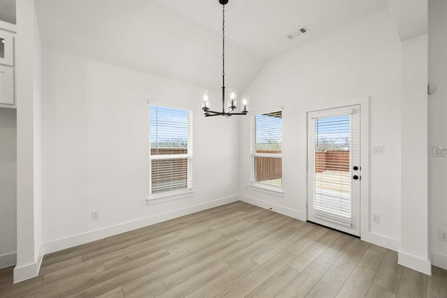 1618 Whisperwood- Nook-1