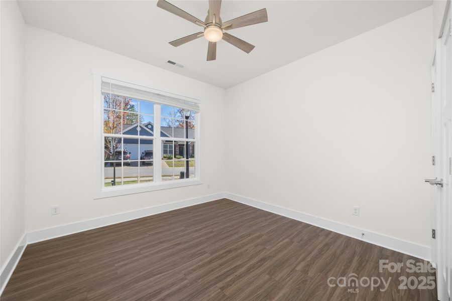 Guest Bedroom Guest Bedroom