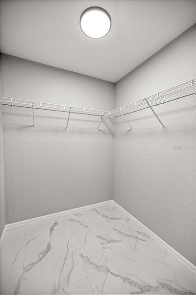 Spacious, unfurnished interior of a new home in , Ocala (Image 28).