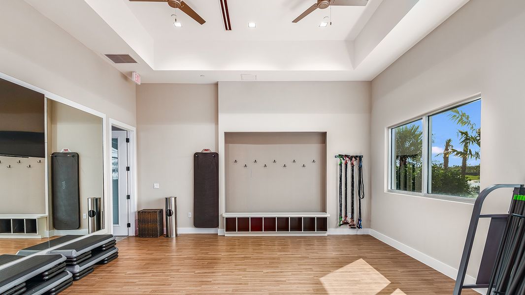 Community amenities in Esplanade at McKinnon Groves, Winter Garden (Image 18).