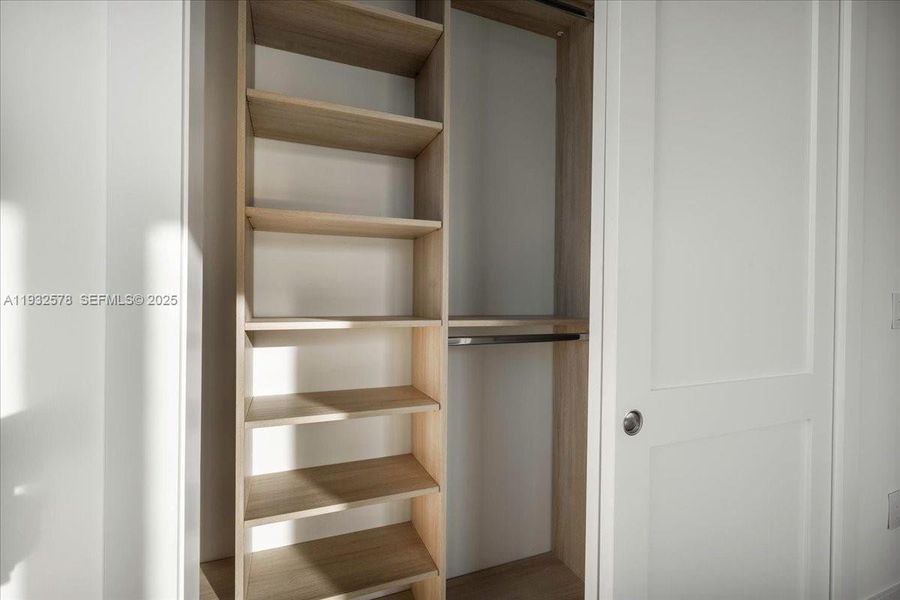 Image 87 of a home in .